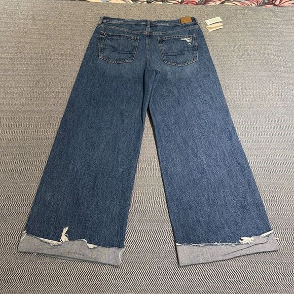 LIKE NEW AE Super High Waisted Baggy Wide Leg Cuffed Jeans Dark Distressed 16 - Picture 6 of 12